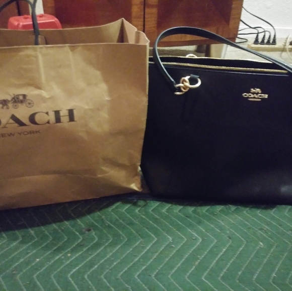 Coach Handbag - Picture 1 of 2